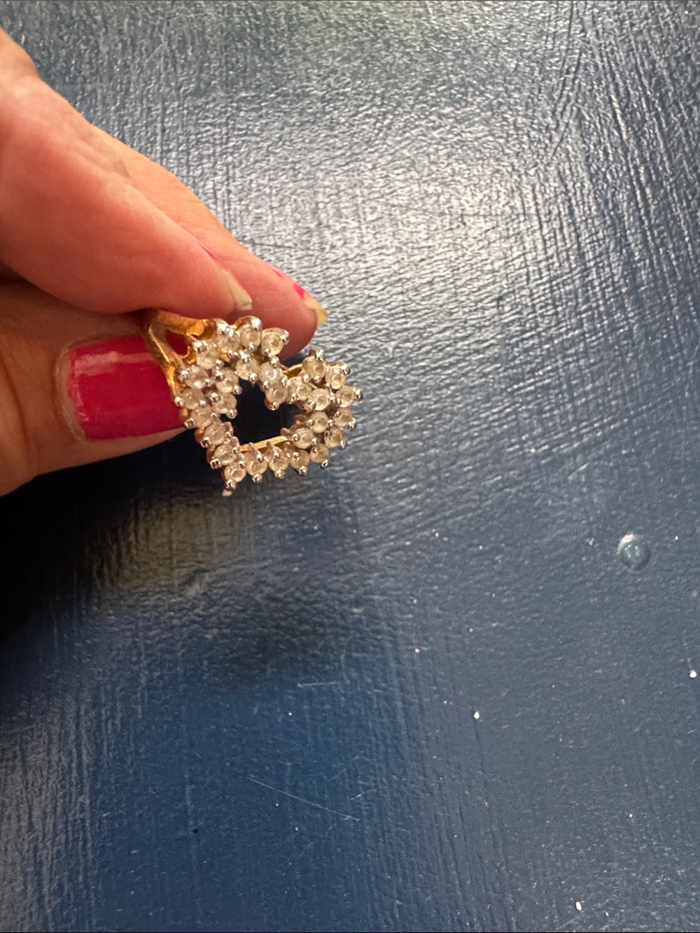 Gold Heart Cluster Ring with White Stones - Women Jewelry - Picture 4 of 4
